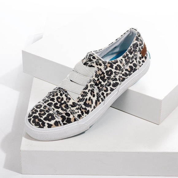 BLOWFISH MALIBU ANIMAL PRINT SLIP ON SNEAKERS - Picture 1 of 1